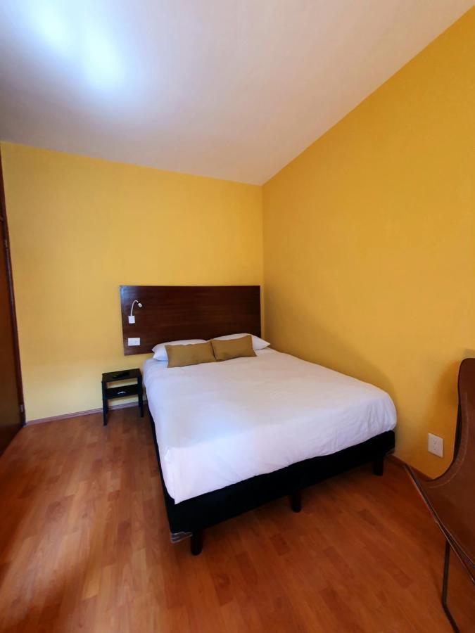 Lindas Suites Eugenio Sue México DF Exterior foto